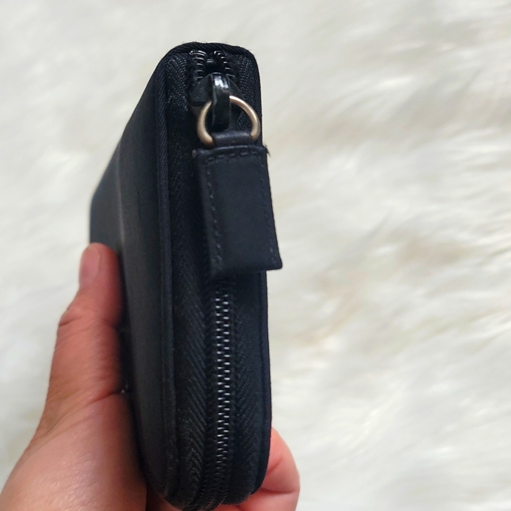 PRADA Wallet - Picture 3 of 16